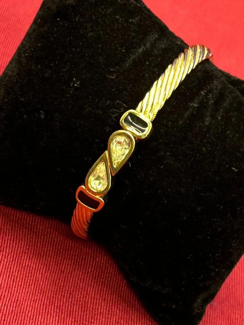 VTG S.A.L. (Swarovski) Gold-Toned Cable & Crystal Bangle Bracelet